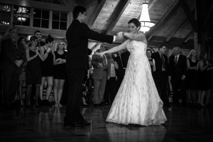 Andrea and Rueben having their first dance